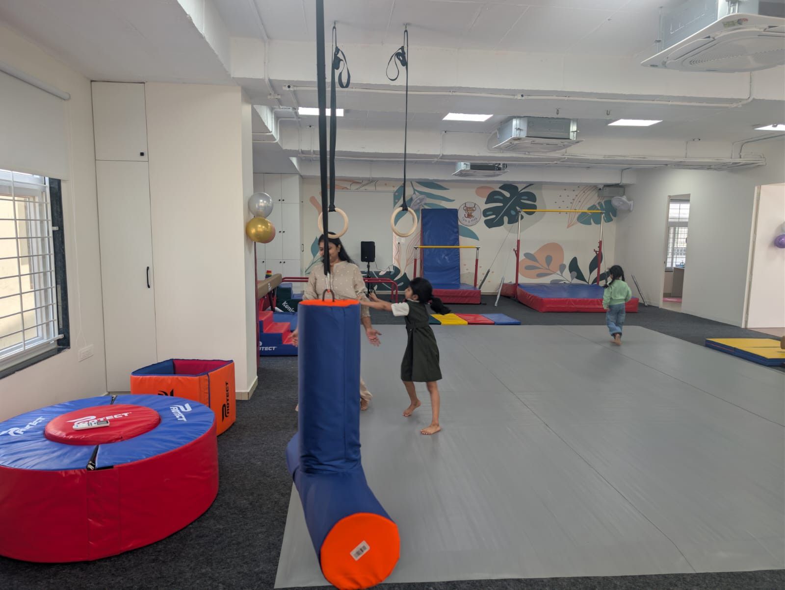 Gym and Play